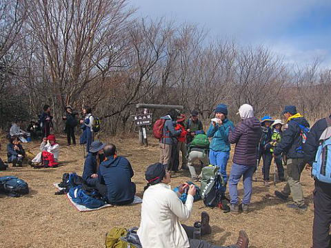 山頂で